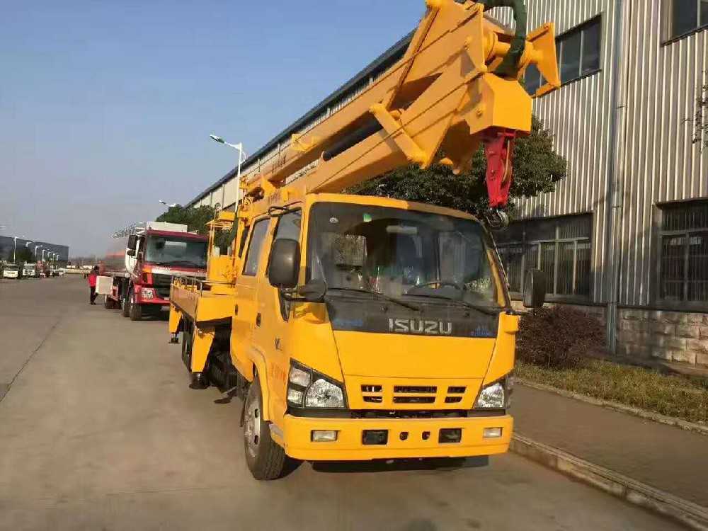 慶鈴五十鈴18米高空作業(yè)車